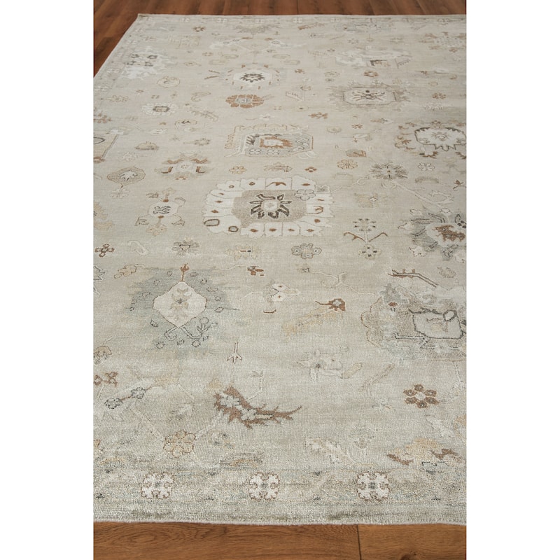 EXQUISITE RUGS Museum Hand-knotted Bamboo Silk Pewter Area Rug.