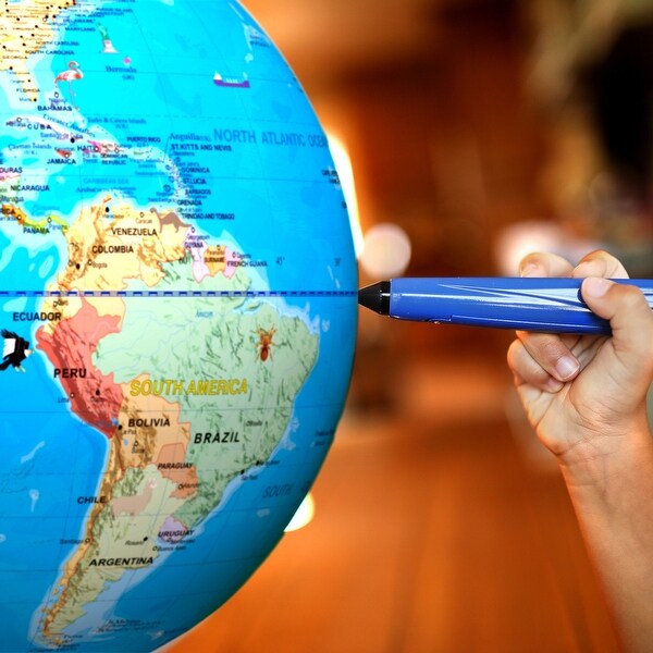 educational insights talking globe