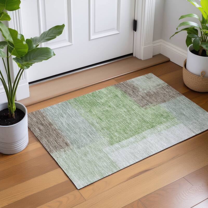 Machine Washable Indoor/ Outdoor Solid Contemporary Chantille Rug