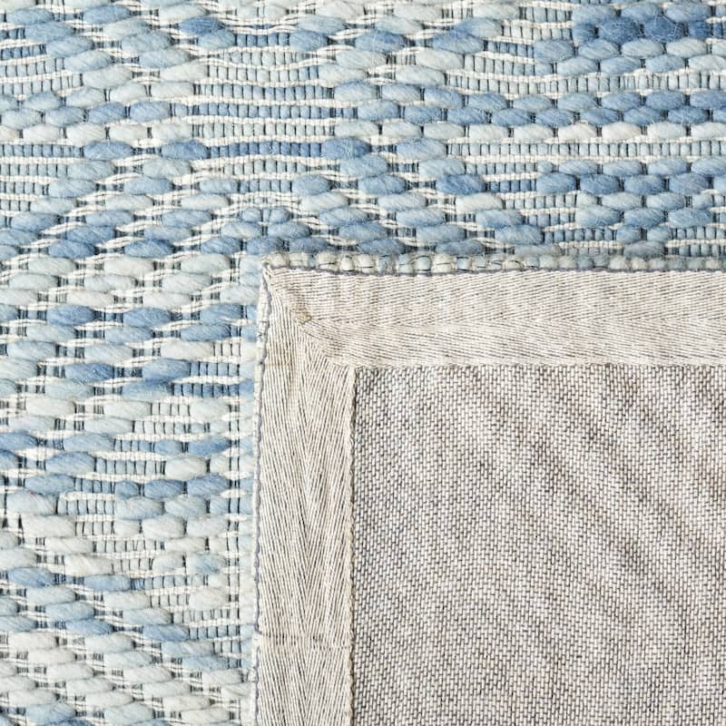 SAFAVIEH Handmade Marbella Roelfiene Wool Rug