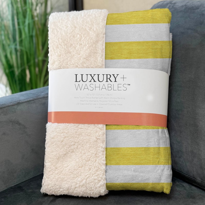 Premium Machine Washable Modern Stripes Sherpa Throw Blanket