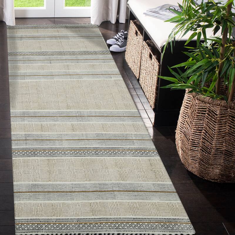 Declan Briel Handmade Geometric Flatweave Natural Fiber Cotton Rug - 2'6" x 8' - Brown