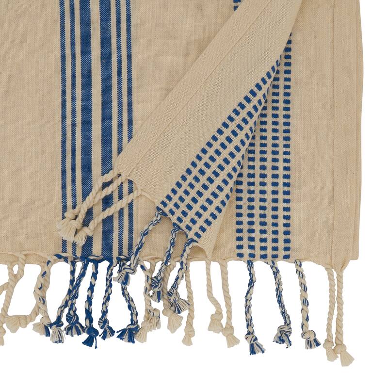 Casual Table Runner With Striped Design