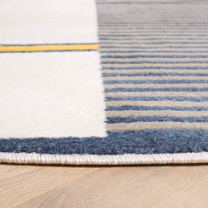 SAFAVIEH Pyramid Miranda Casual Rug.