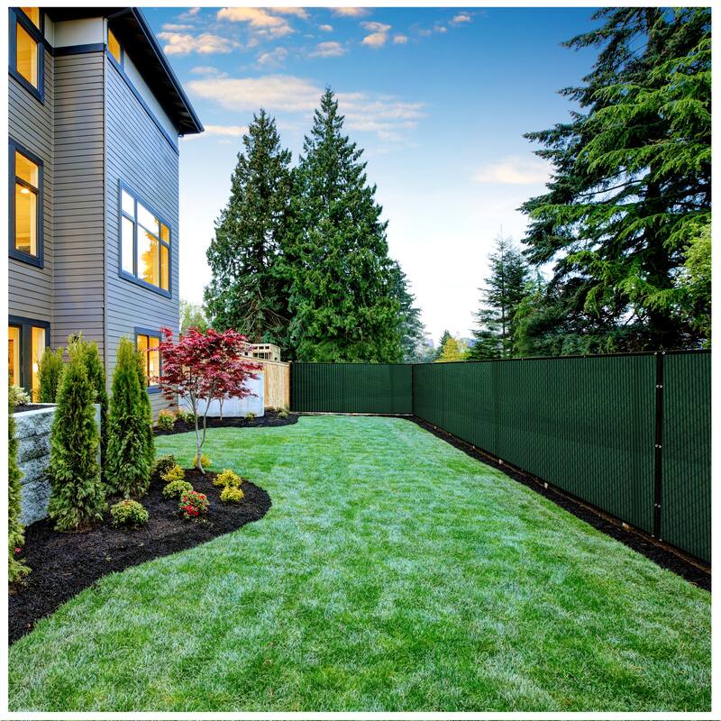 Boen Privacy Netting Green 6' x 100', w/ Reinforced Grommets