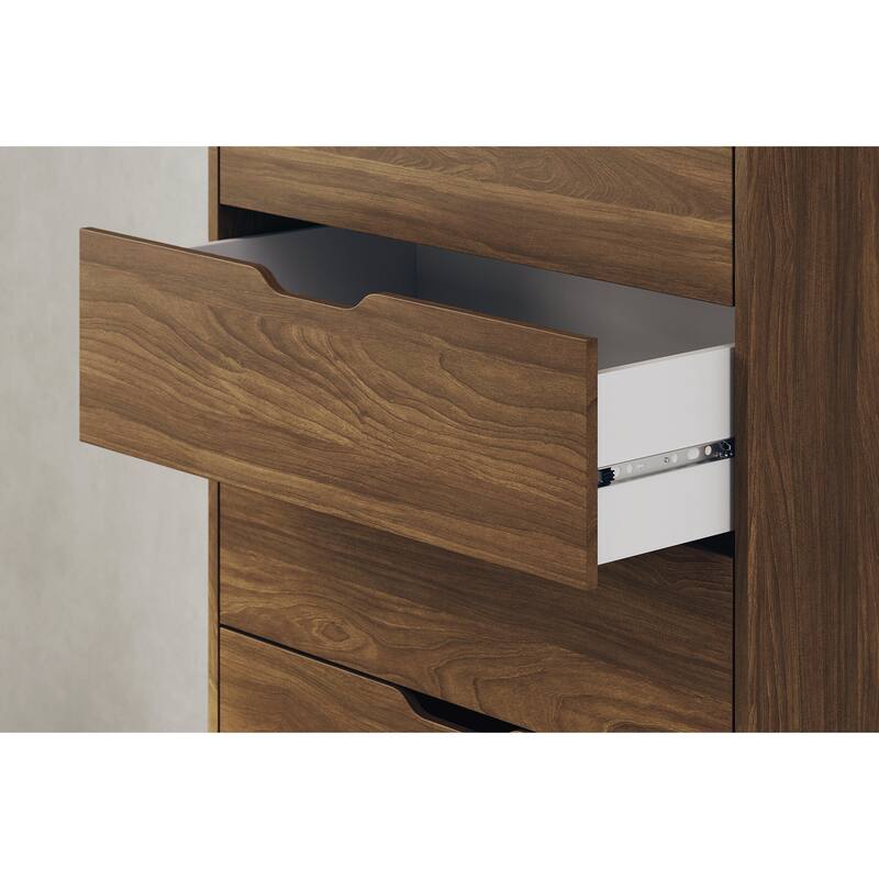Signature Design by Ashley Fordmont Auburn Chest of Drawers