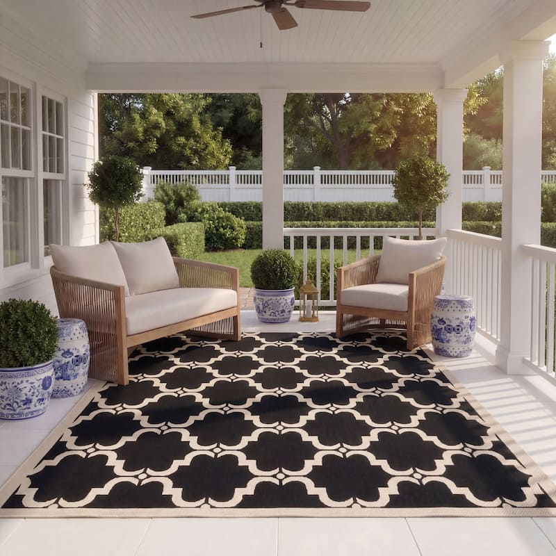 SAFAVIEH Courtyard Charleen Indoor/ Outdoor Waterproof Patio Backyard Rug