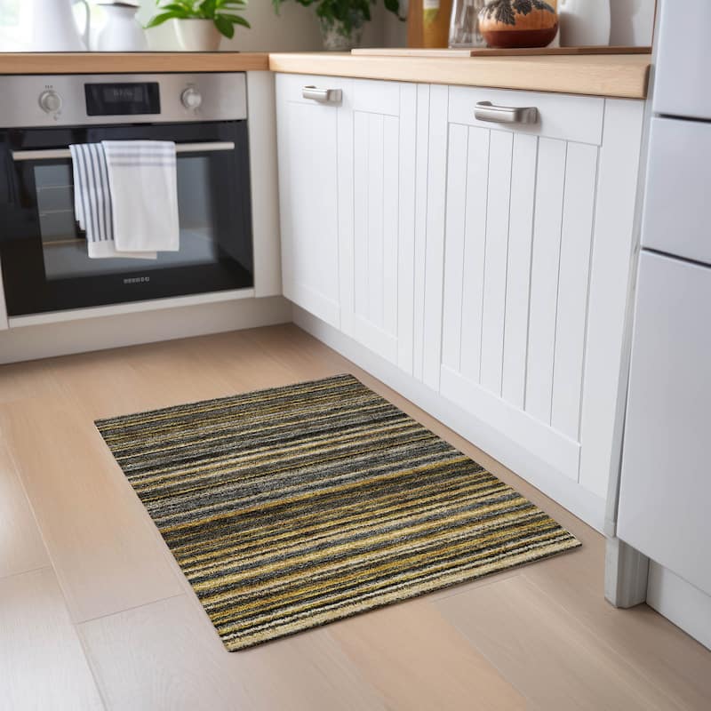 Machine Washable Indoor/ Outdoor Chantille Stripes Rug - Gold - 1'8" x 2'6"