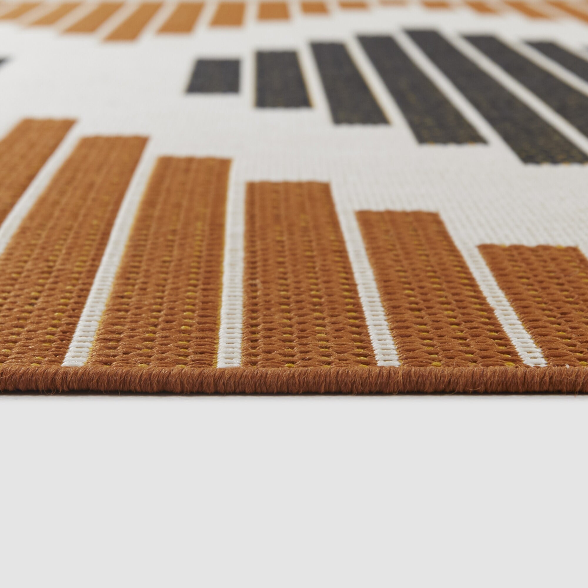 Barone Striped Trellis Indoor/Outdoor Area Rug