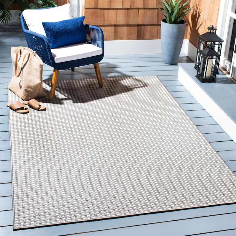 SAFAVIEH Lakeside Nexhmie Indoor/ Outdoor Waterproof Patio Backyard Rug