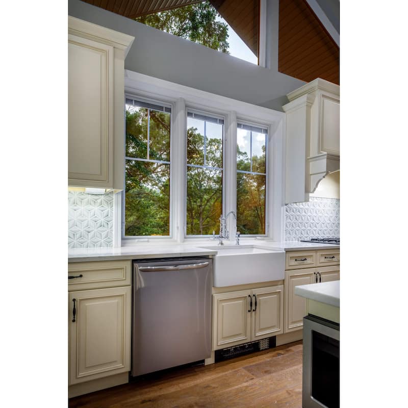 Large White Fireclay Apron Front Farmhouse Kitchen Sink