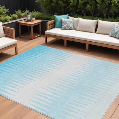 HomeRoots Striped Transitional Rectangle Outdoor Rug