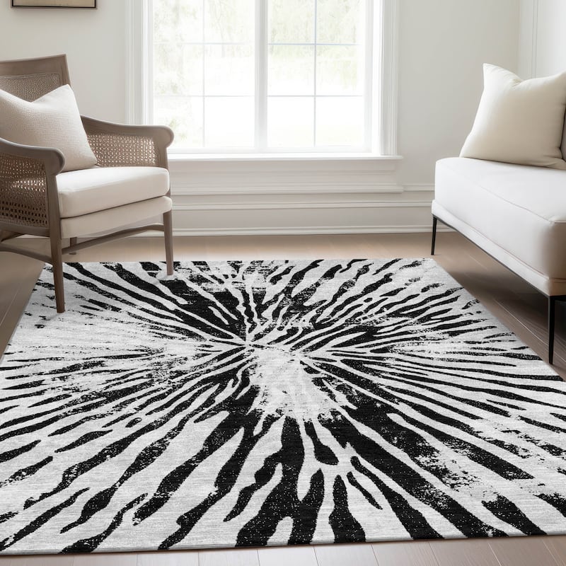 Machine Washable Indoor/ Outdoor Chantille Contemporary Burst Rug