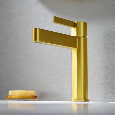Stila Single Hole Single-Handle Bathroom Faucet - 7"x8"