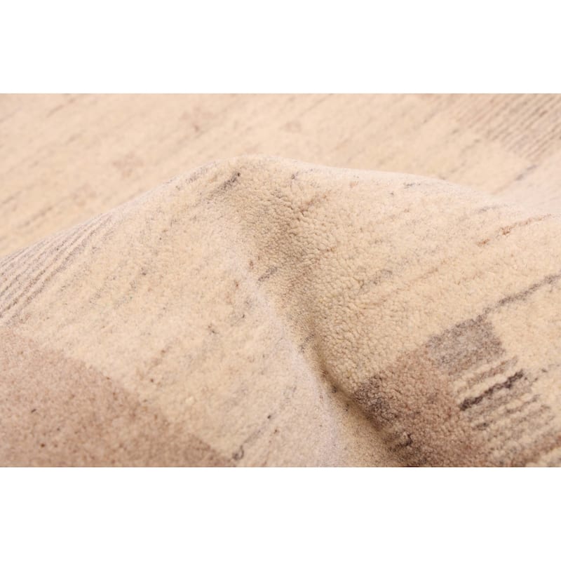 ECARPETGALLERY Hand-knotted Opulence Ivory Wool Rug - 2'6 x 11'8