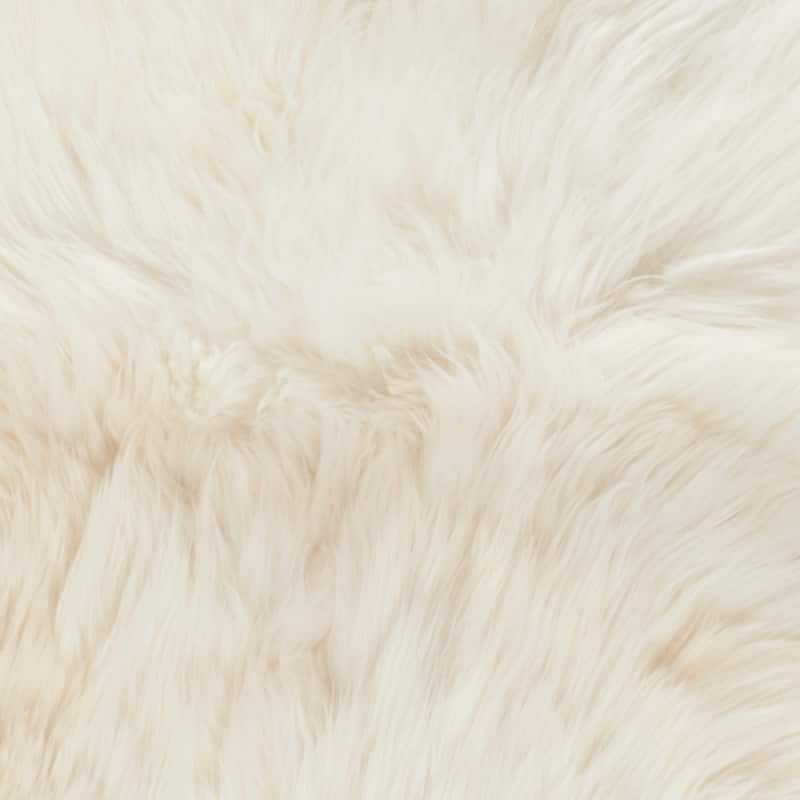 SAFAVIEH Handmade Sheepskin Aybek Genuine Pelt Rug