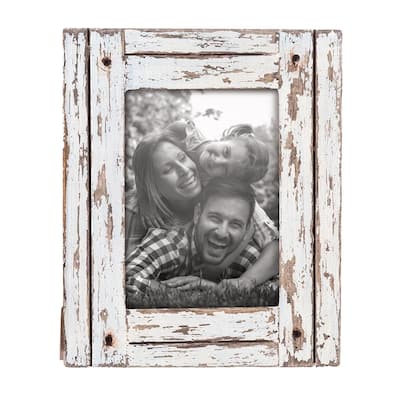 Foreside Home & Garden White 5 x 7 inch Decorative Distressed Wood Picture Frame