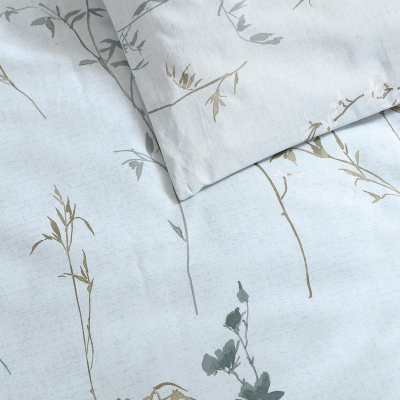 Calvin Klein Wildflower Cotton Reversible Blue Comforter Set