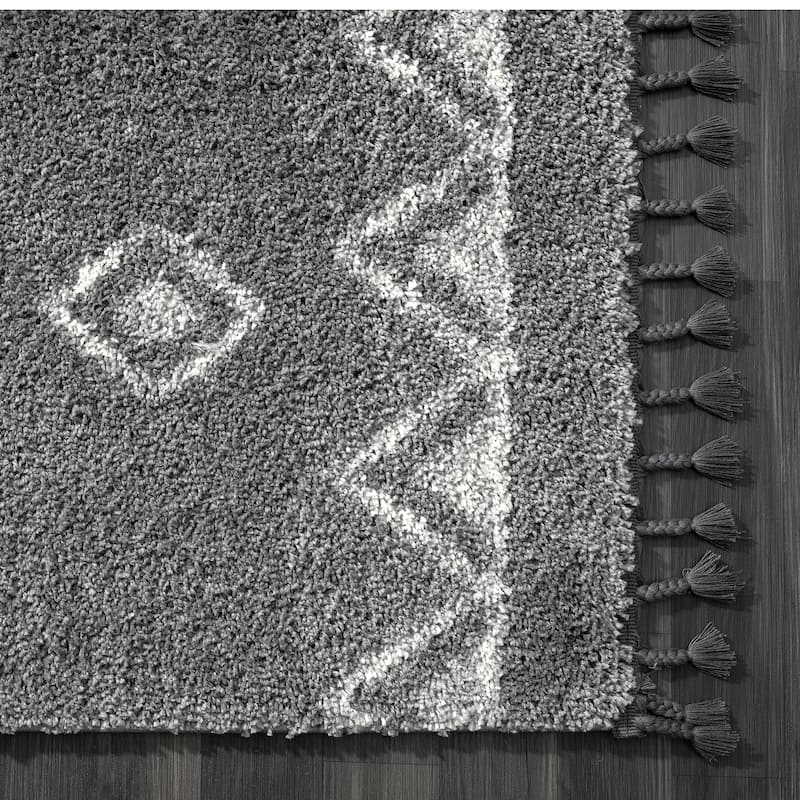 Abani Willow WIL220A Contemporary Grey and Ivory Tribal Shag Area Rug