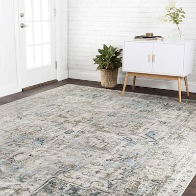 Alexander Home Contessa Distressed Transitional Medallion Rug