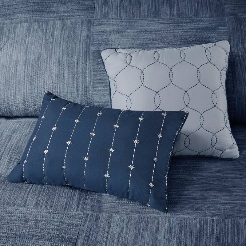 GDF Studio - Printed Seersucker Comforter Set with Decorative Pillows