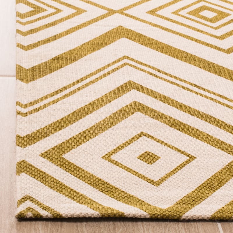 SAFAVIEH Handmade Cedar Brook Montje Modern Cotton Rug