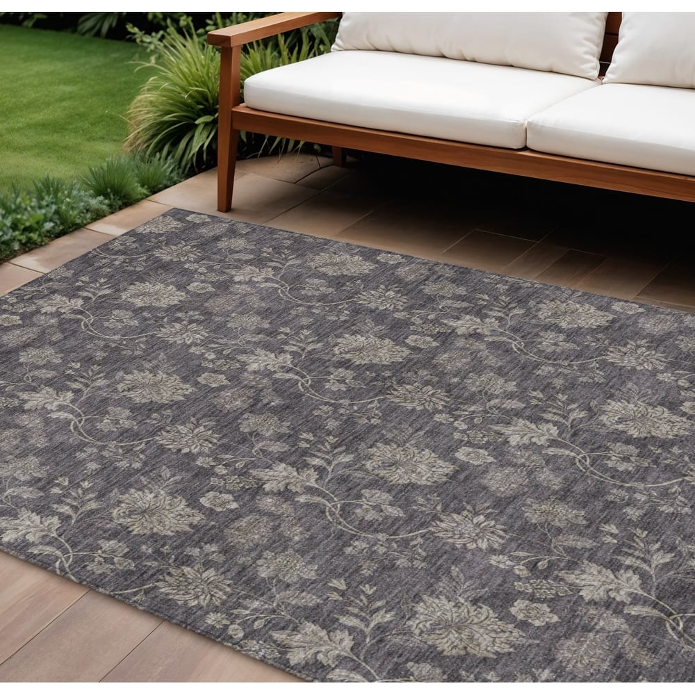 HomeRoots Floral Transitional Rectangle Outdoor Rug