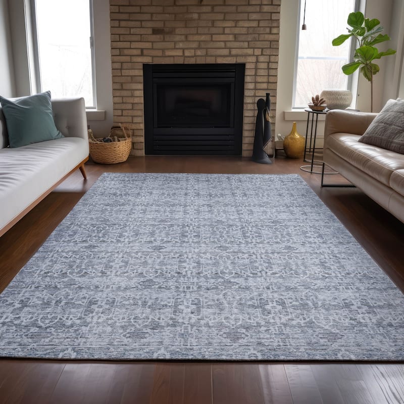 Machine Washable Indoor/Outdoor Traditional Harmony Chantille Rug
