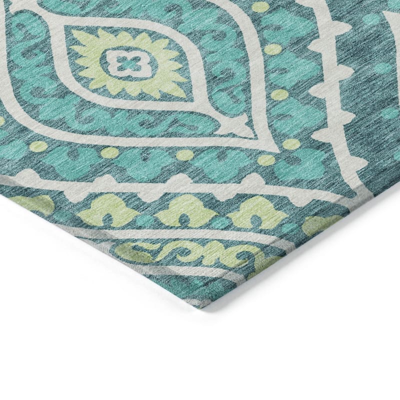 HomeRoots Floral Transitional Rectangle Outdoor Rug