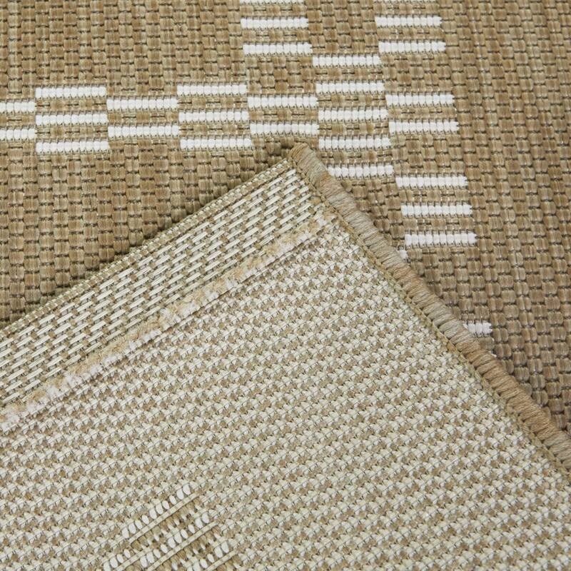 Everson Transitional Patio Indoor/Outdoor Area Rug