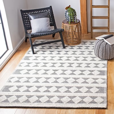 SAFAVIEH Handmade Natura Atixhe Moroccan Wool Rug
