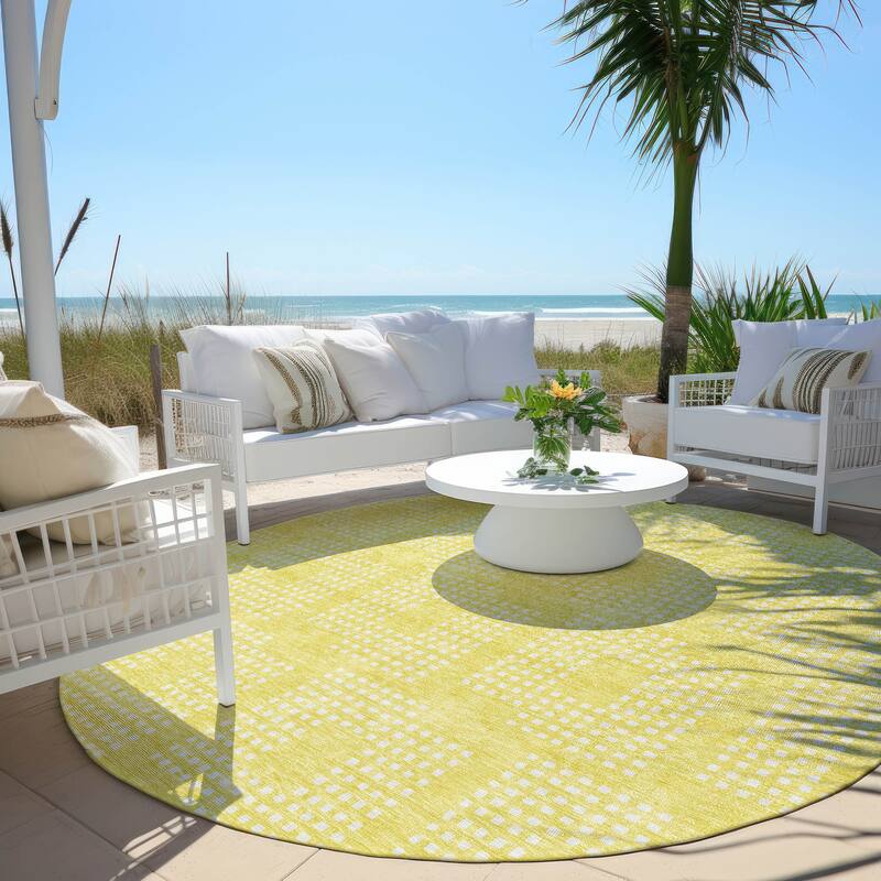 Machine Washable Indoor/ Outdoor Chantille Houndstooth Modern Rug - Yellow - 8' x 8'