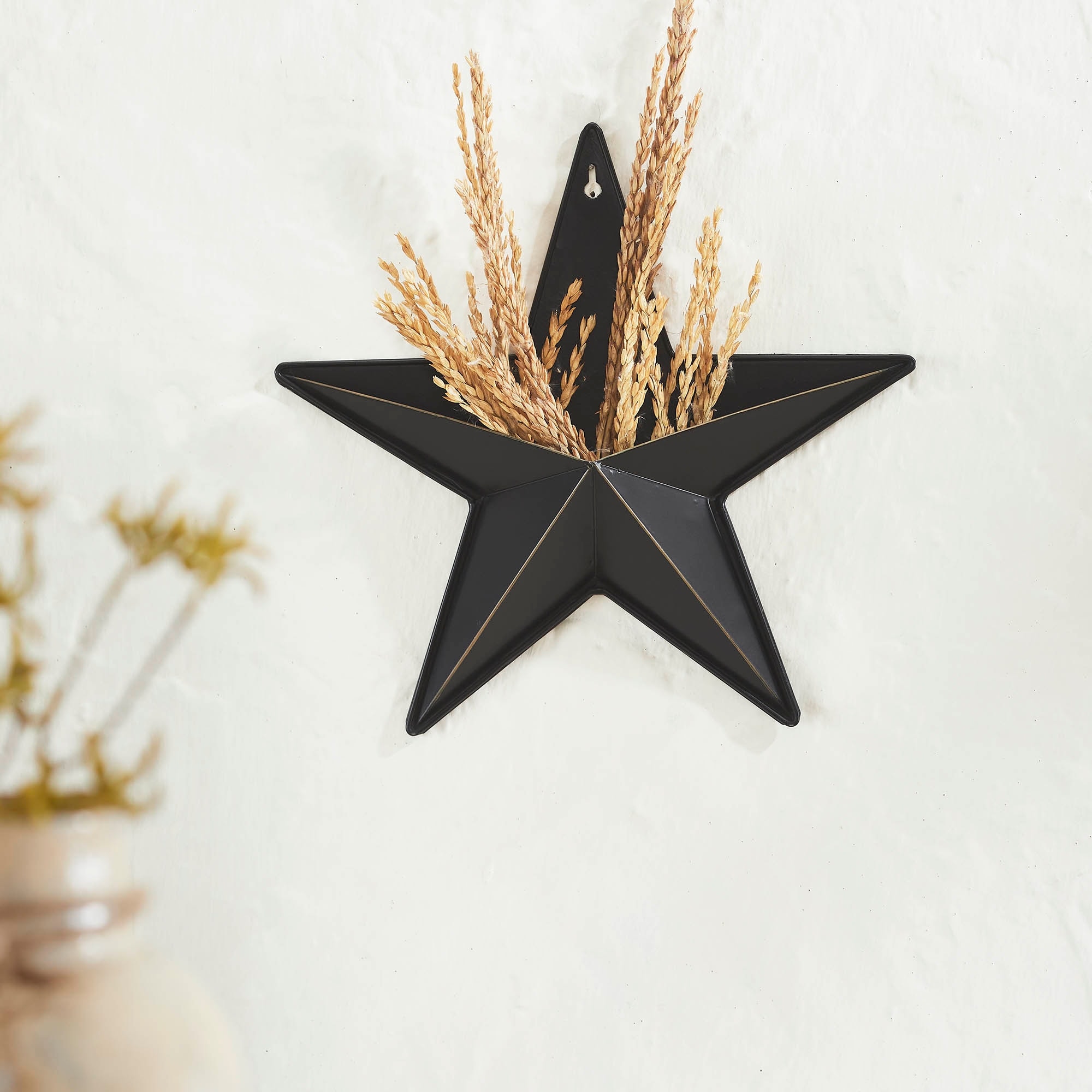 Metal Star w/ Pocket Black Distressed 12x12
