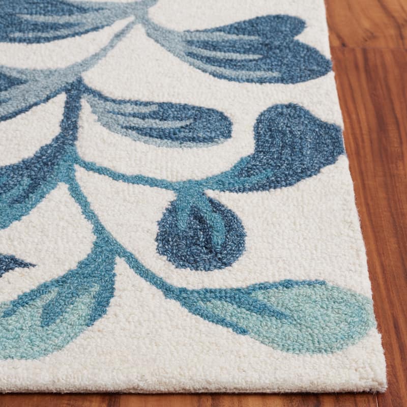 SAFAVIEH Handmade Jardin Eudochia Country Wool Rug