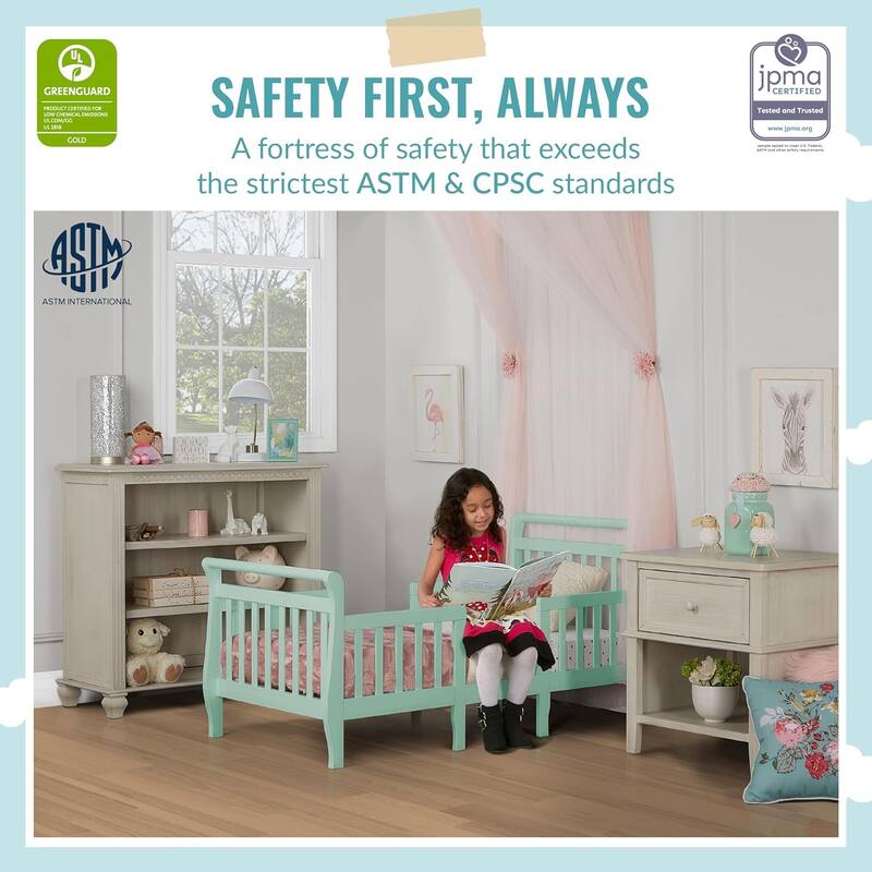 Dream On Me Emma 3 in 1 convertible toddler bed