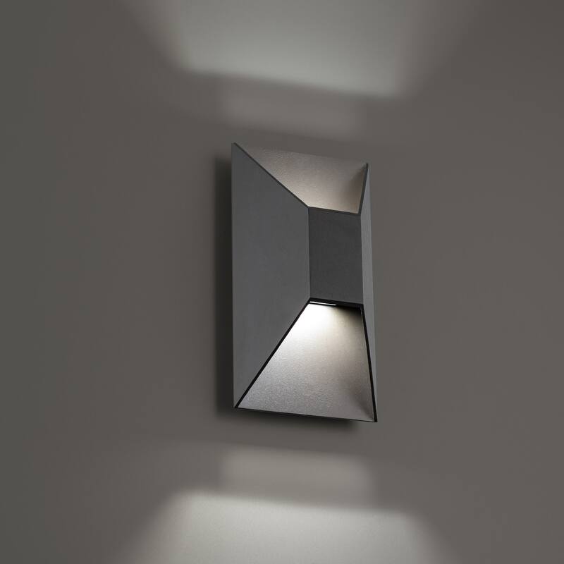 Modern Forms Maglev 2 Light 6" Tall LED Outdoor Wall Sconce - 3500K
