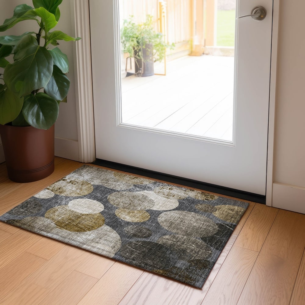 Machine Washable Indoor/ Outdoor Bubbles Chantille Rug