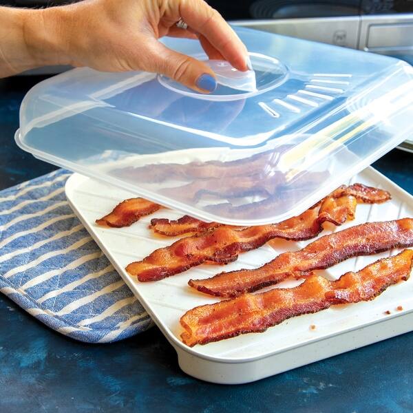 Nordic Ware Microwave Slanted Bacon Tray With Lid Overstock 32512278