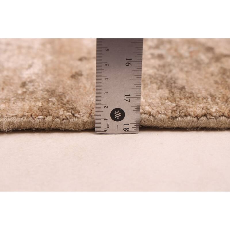 ECARPETGALLERY Hand-knotted Legacy Tan Silk Rug - 6'0 x 9'7