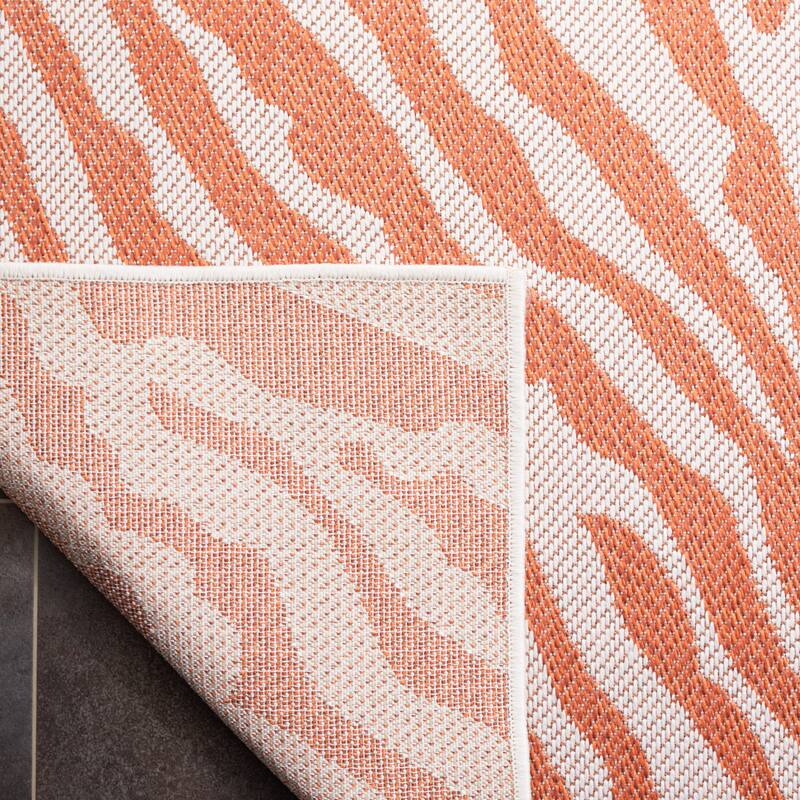 SAFAVIEH Bermuda Edeline Geometric Indoor/Outdoor Waterproof Rug