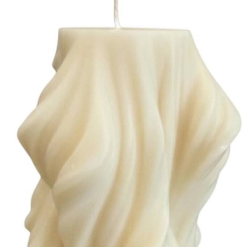4" White Himalayan Bamboo Scented Dimensional Twist Candle