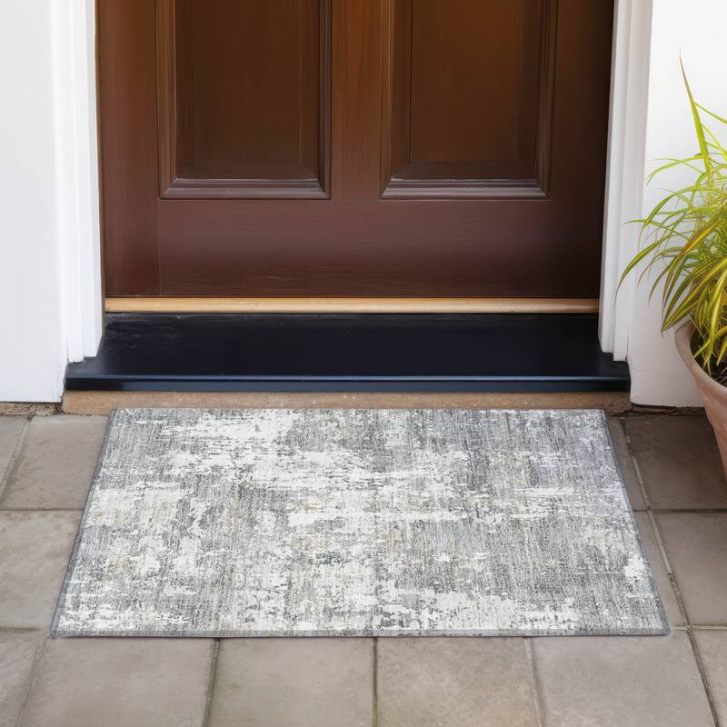 Machine Washable Indoor/ Outdoor Abstract Chantille Rug - Gray - 1'8" x 2'6"