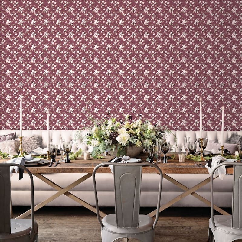 Galerie Wallcoverings Secret Garden Delicate Flower Trail Non-woven Matte Wallpaper Roll