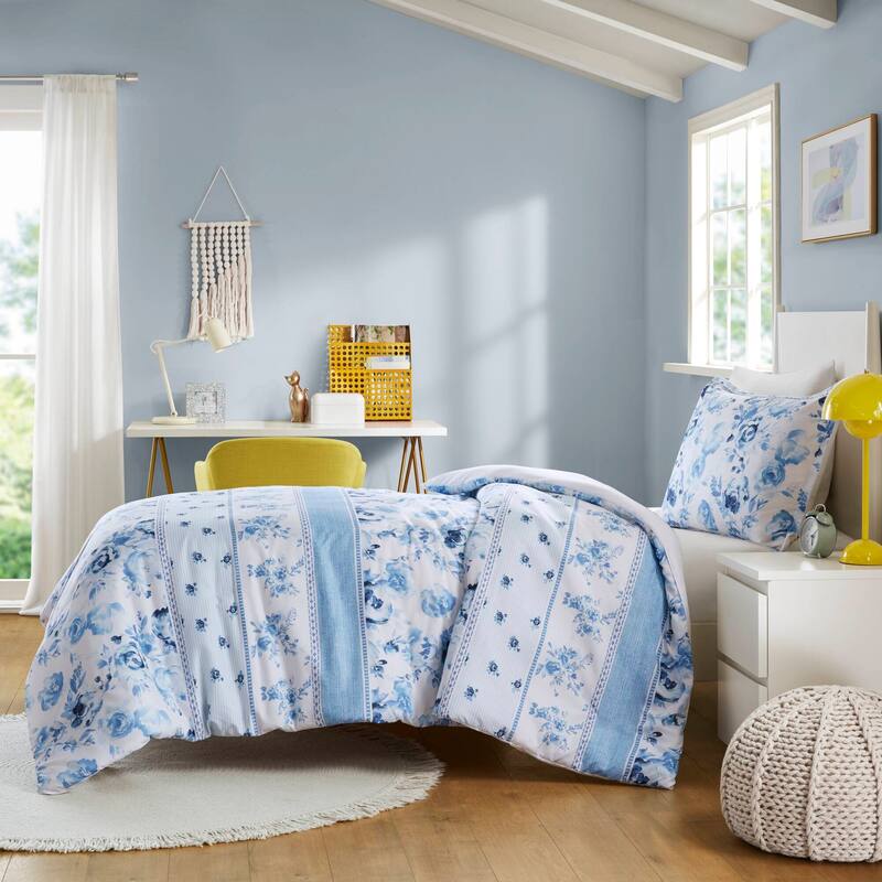 Intelligent Design Kaia Floral Striped Duvet Cover Set