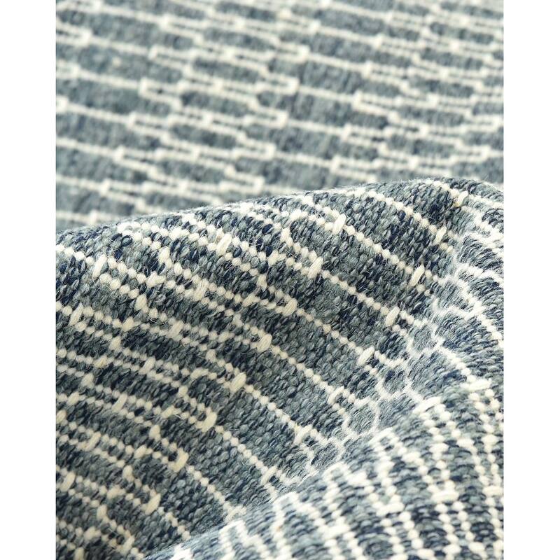 Deanna Handmade Geometric Modern Flatweave Area Rug