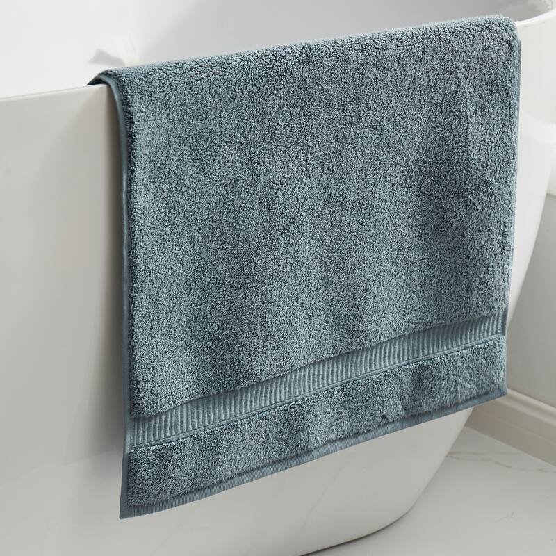 J. Queen New York Belmore Bath Mat