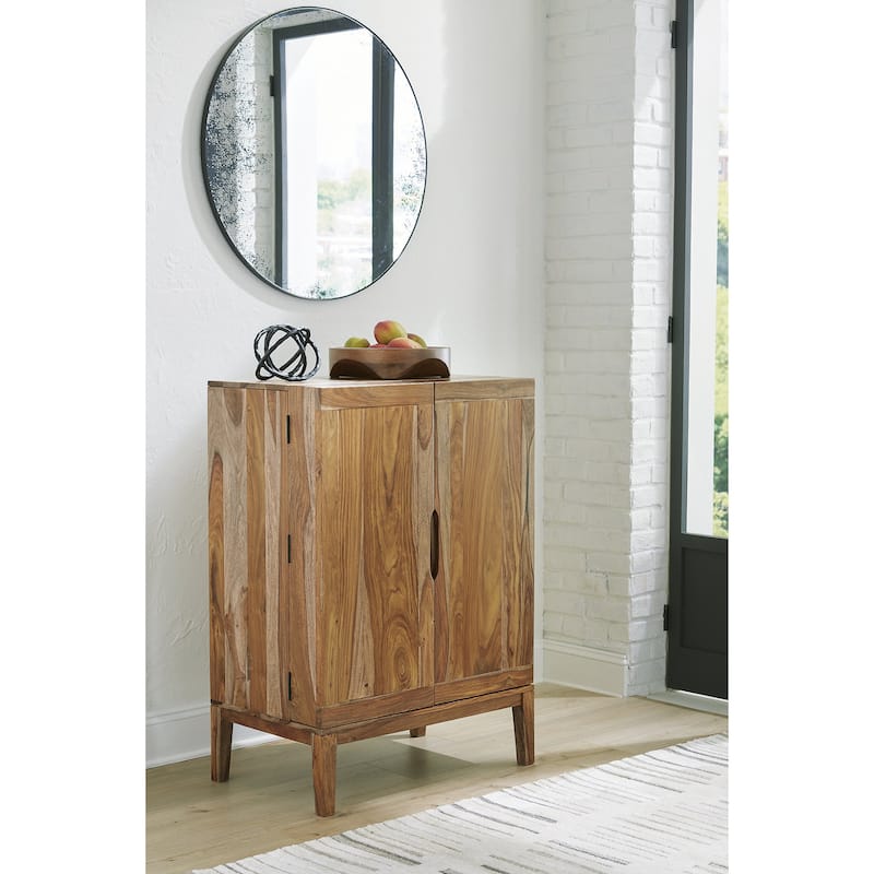 Signature Design by Ashley Dressonni Brown Bar Cabinet - 32" W x 20" D x 45" H