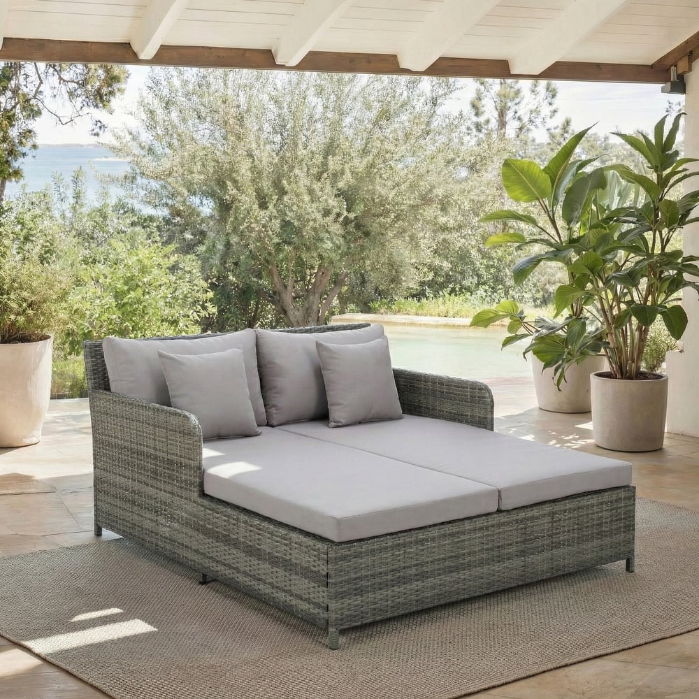 SAFAVIEH Outdoor Taniyah Wicker Daybed with Pillow & Cushions - 53W x 28D x 62H