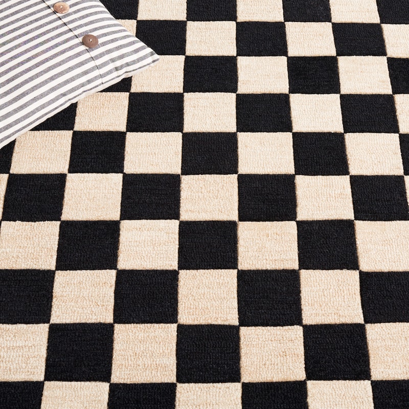 SAFAVIEH Handmade Martha Stewart Collection Berthild Checkered Wool Rug