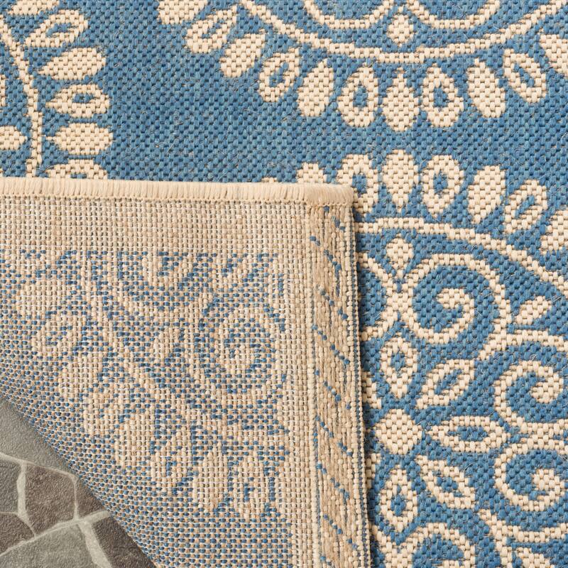 SAFAVIEH Linden Hyrije Indoor/ Outdoor Waterproof Patio Backyard Rug